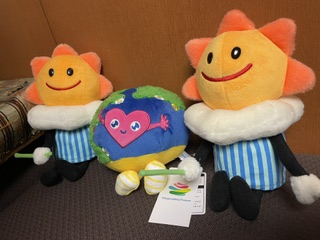 知恵を出し合い物事を作り上げる仲間